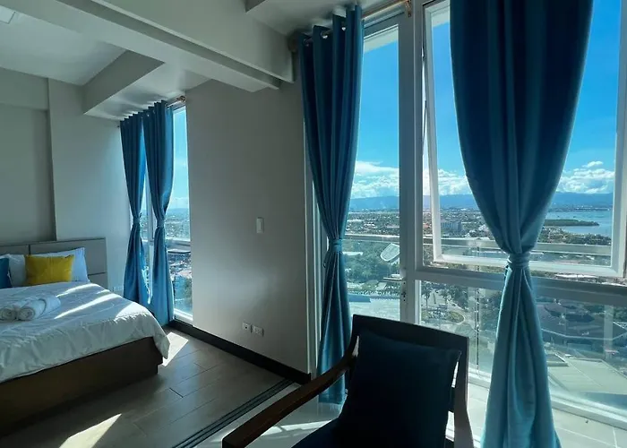 Mactan Airport View With Condominuim 아파트호텔 *
